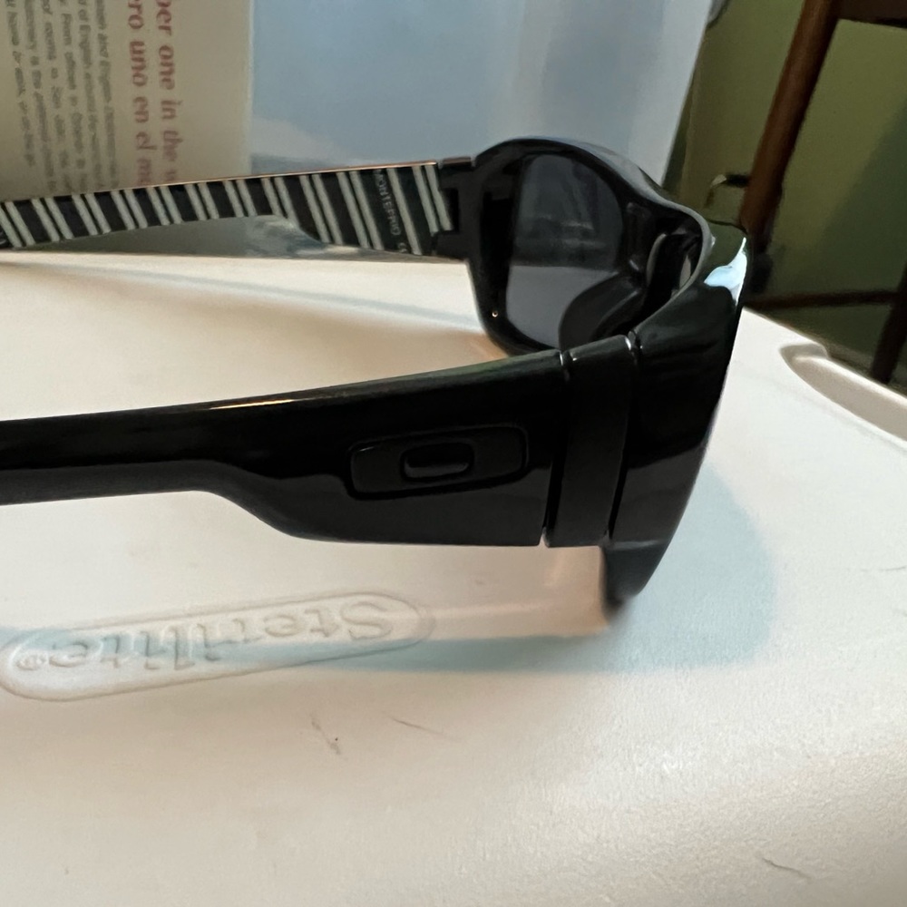Oakley Montefrio